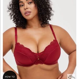 RED SATIN & LACE XO 360° BACK SMOOTHING™ PUSH-UP PLUNGE BRA